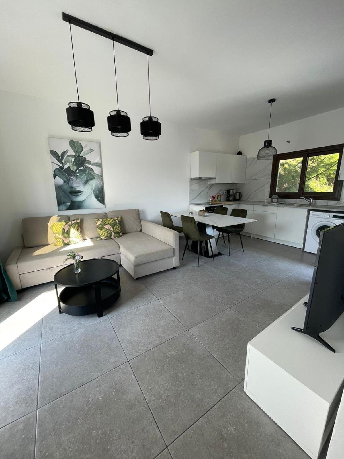 Serenityone - Centrally Located One Bedroom Apt Agia Napa Exterior foto