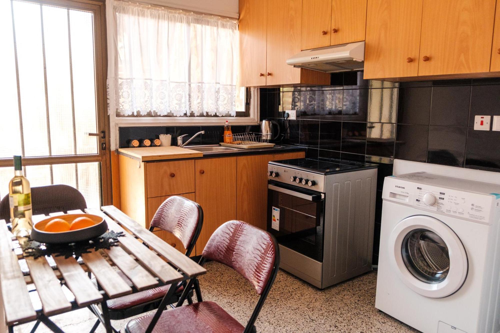 Serenityone - Centrally Located One Bedroom Apt Agia Napa Exterior foto